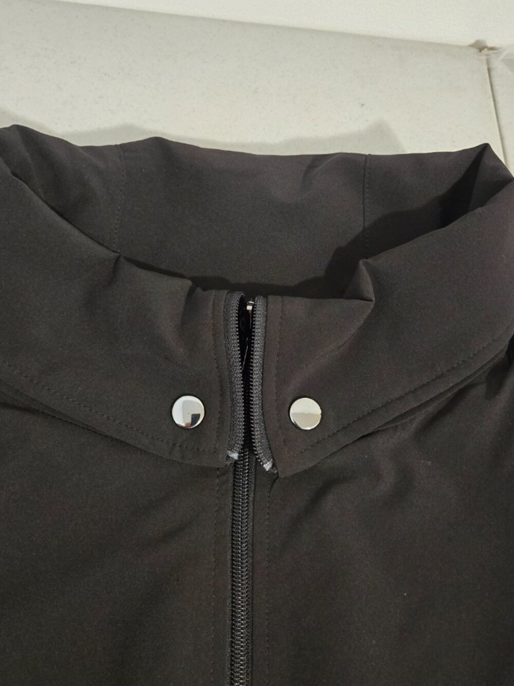 Chico's Women Black Two-way Zip Funnel Neck Active Vest Size 18 Athleisure - Picture 6 of 11